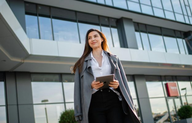 greške novih agenata nekretnina, saveti za nove agente, kako postati uspešan agent, marketing za agente nekretnina, strategije prodaje nekretnina, greške u prodaji nekretnina. Realstart blog i saveti